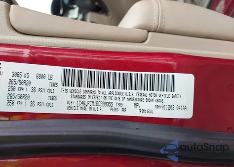 2014 Jeep Grand Cherokee Overland z USA, uszkodzony, nr VIN 1C4RJFCM1EC389355